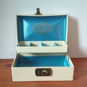 Small Cream Blue Vintage Jewelry Box Brass Hardware Damask Filagree Stencil
